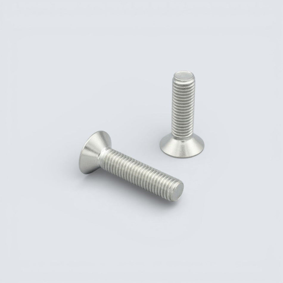 Bild på rostfri metrisk skruv med försänkt huvud.