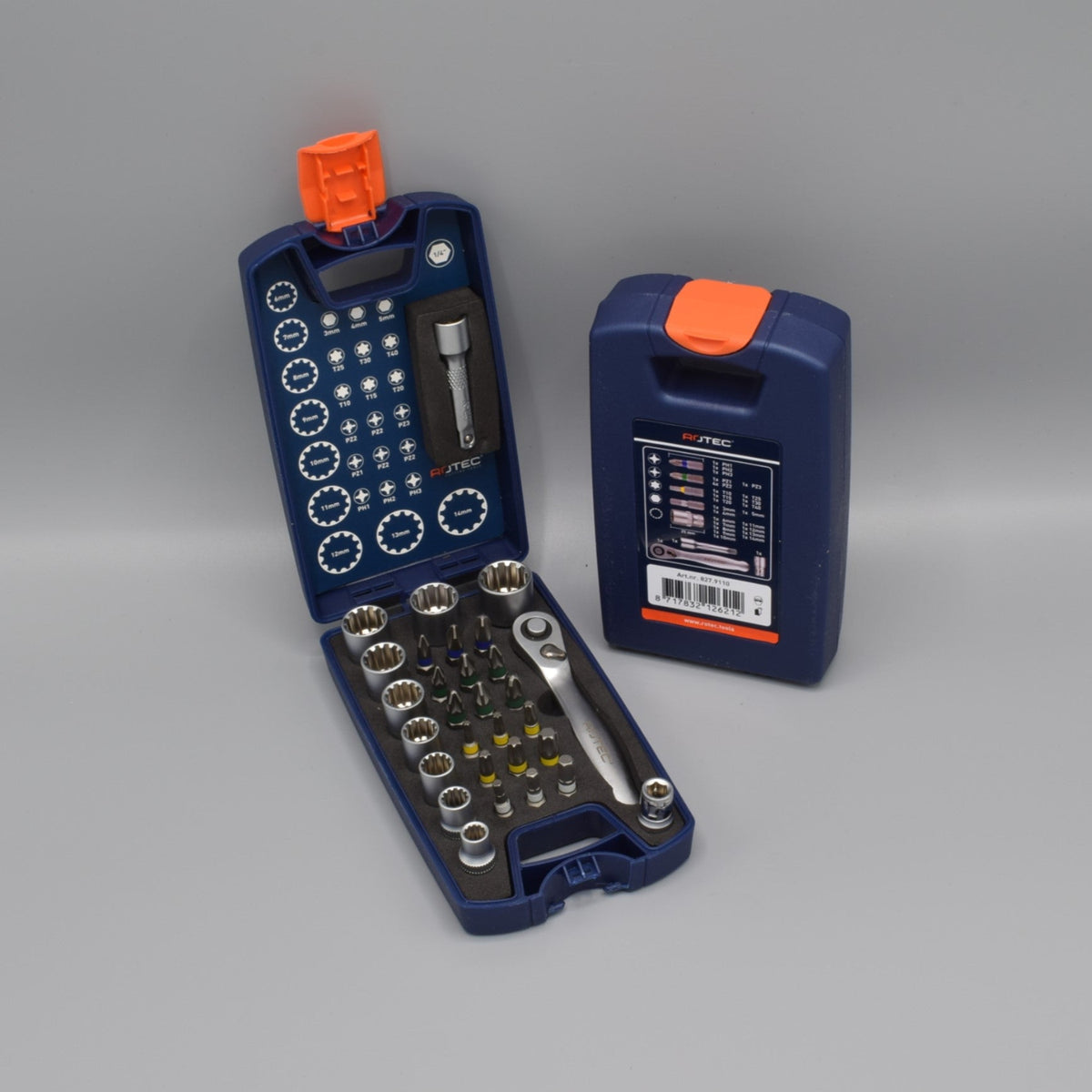 Bild på en sats med bits och hylsor och spärrhandtag från Rotec