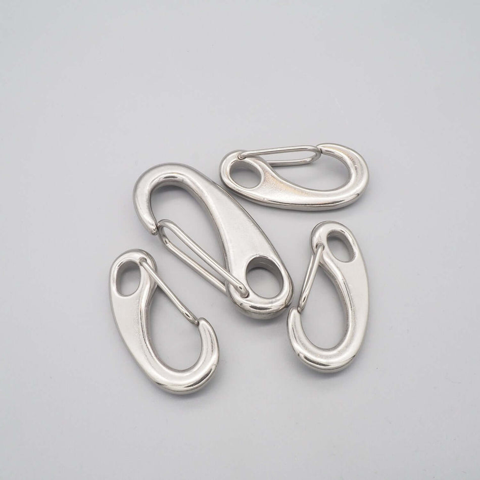 Bild på karbinkakar med ögla i rostfritt stål, A4.