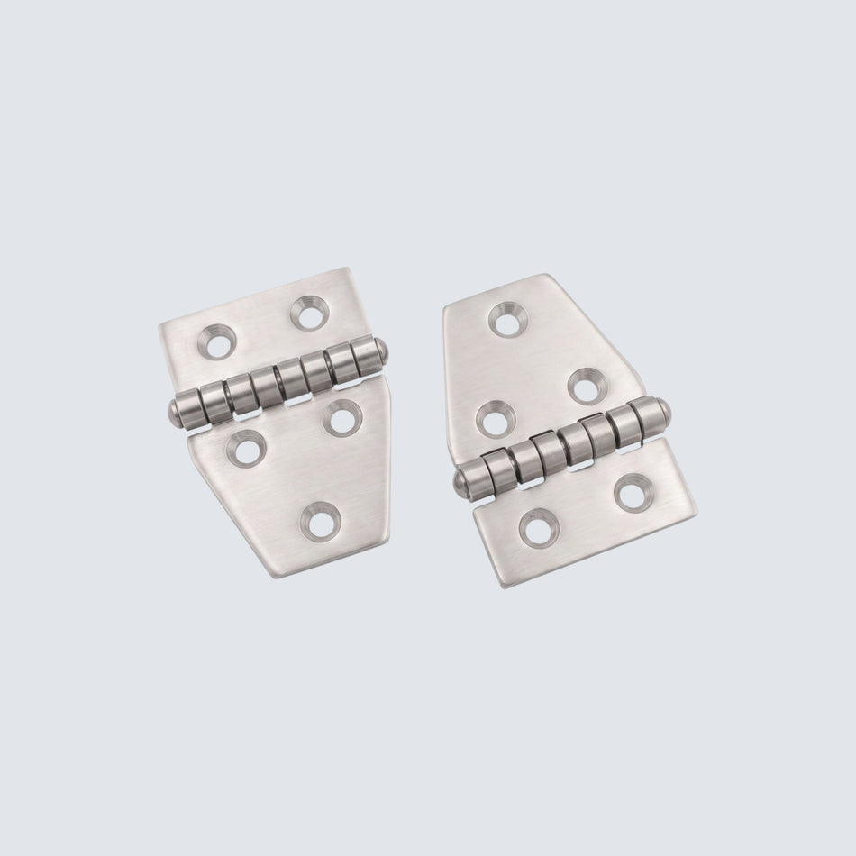Rostfri.nu stamped A4 stainless steel hinges with pre-drilled holes for marine and industrial use.