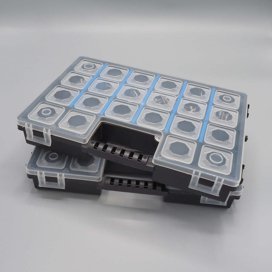 Bild på en sortimentsbox med rostfria träskruv.