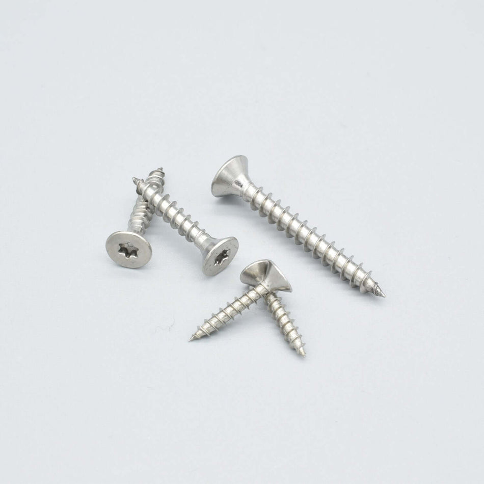 Bild på helgängad träskruv i rostfritt stål, DIN 9130.